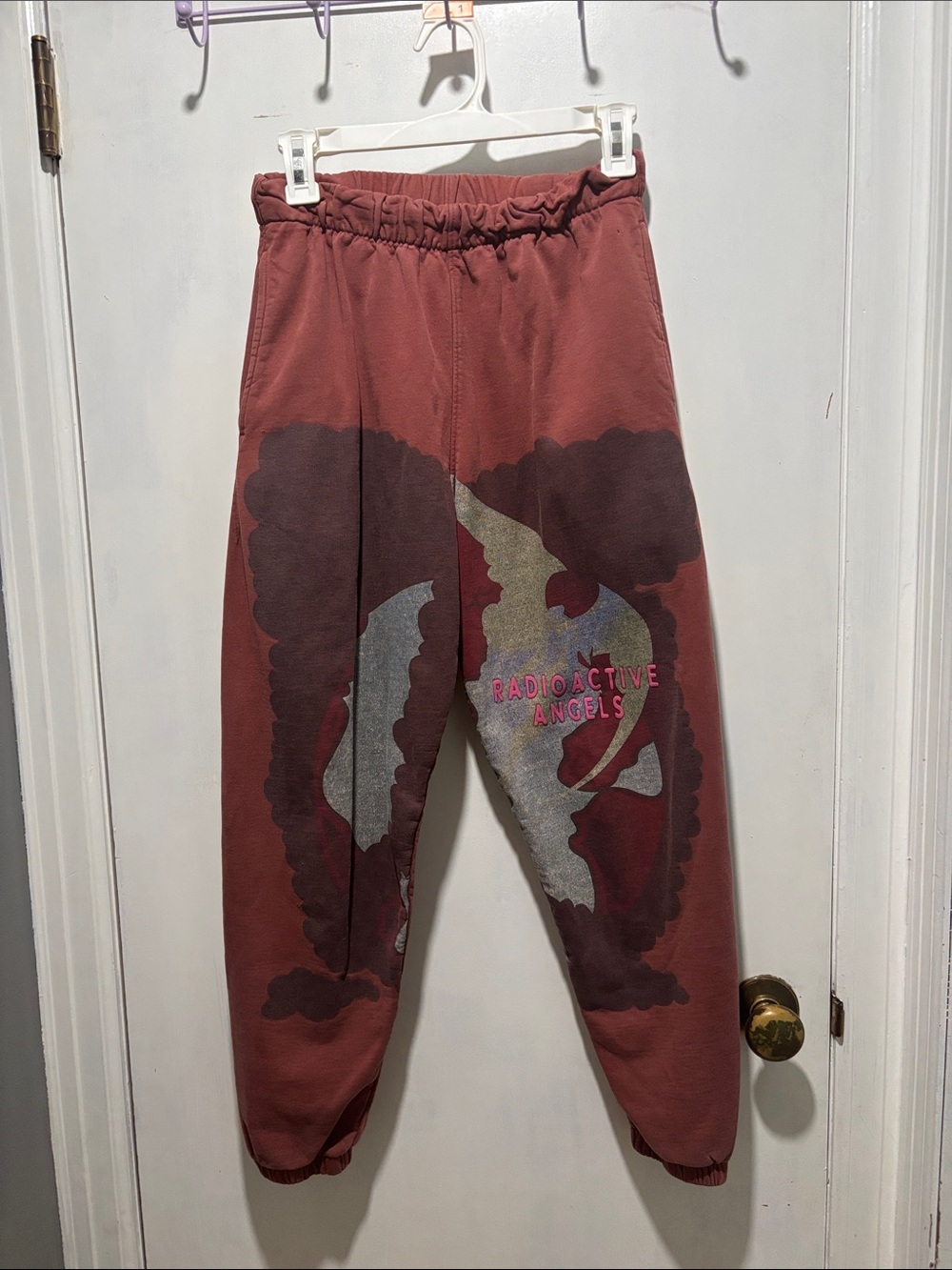 BOYS LIE radioactive angels maroon sweatpants